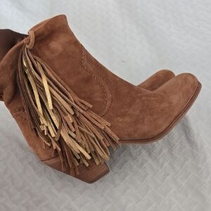 Sam Edelman Camel Ankle Booties with Fringe Western Festival Bohemian Boots